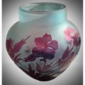 Petit vase d’Emile Galle