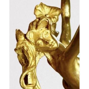 Femme en bronze de Louchet période Art Nouveau