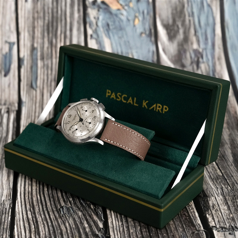 Universal Genève Compax Chronograph Stainless Steel -1943--photo-2