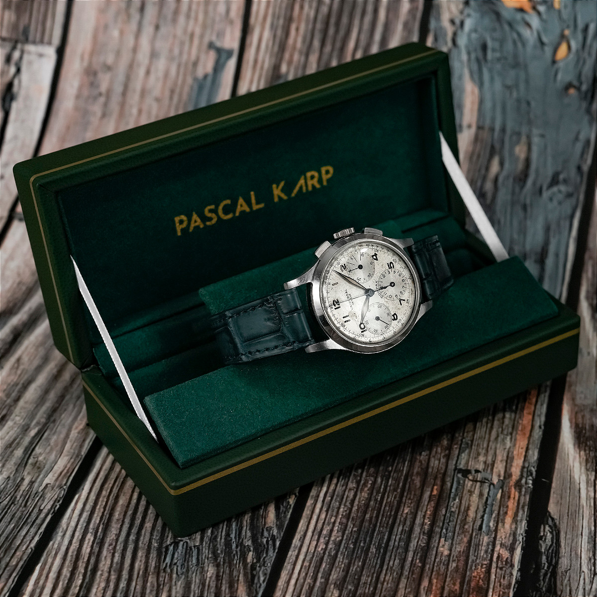 Universal Genève Chronographe Compax Acier Inoxydable -1943--photo-1