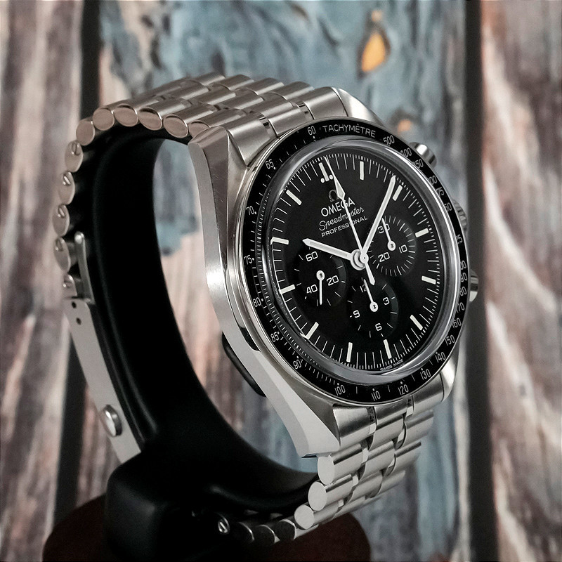 Omega Speedmaster Moonwatch Professional -2020- -photo-4