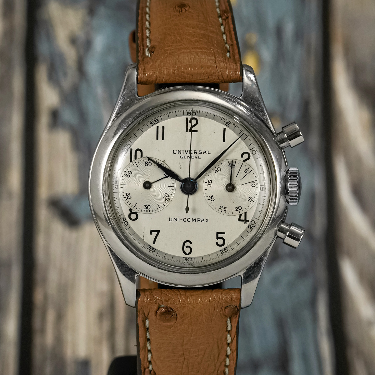 Universal Genève Uni-compax Chronograph Stainless Steel -1945-