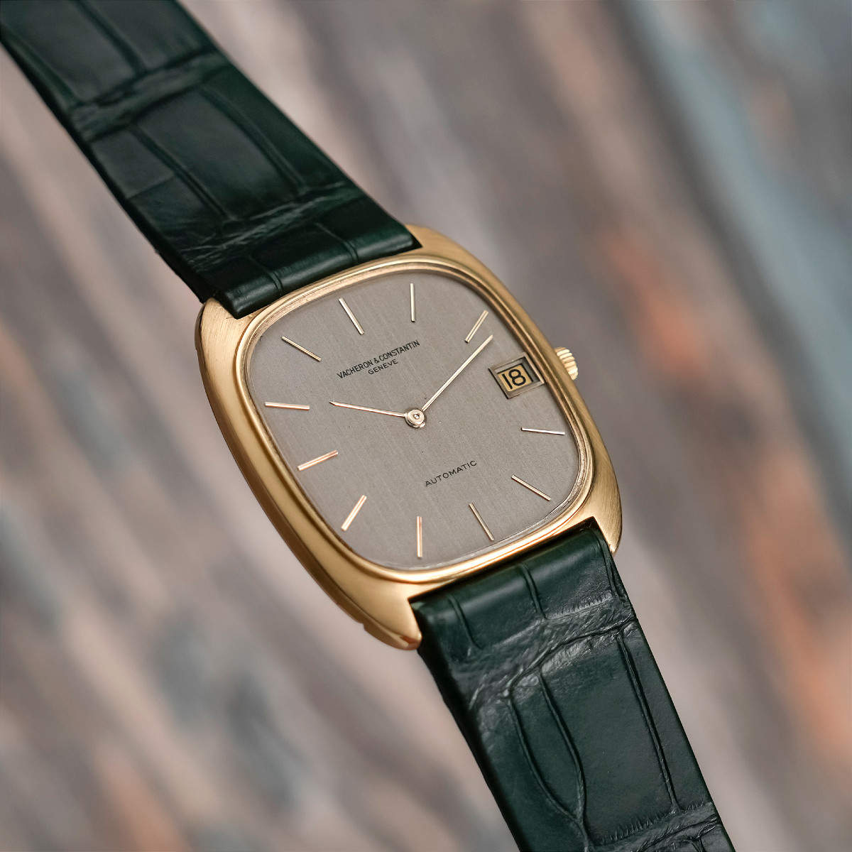 Vacheron Constantin Ellipse Jumbo Automatique Or Jaune 18 kts -1973--photo-3