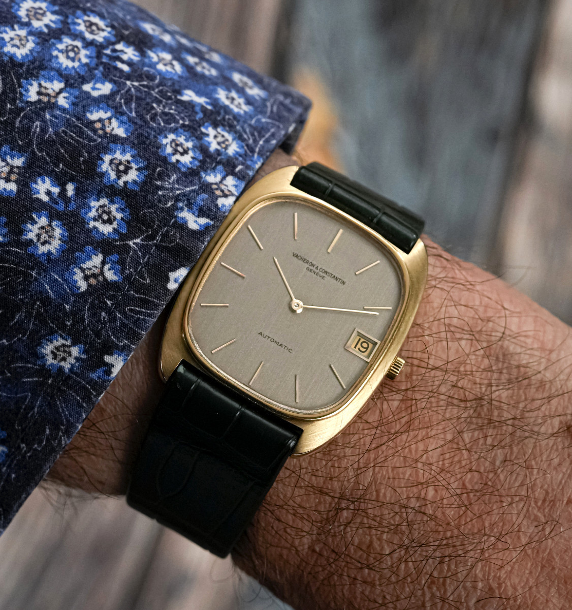 Vacheron Constantin Ellipse Jumbo Automatique Or Jaune 18 kts -1973--photo-2