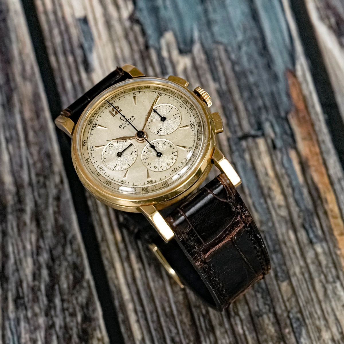 Omega Chronographe Or Jaune 18kts -1947- -photo-1