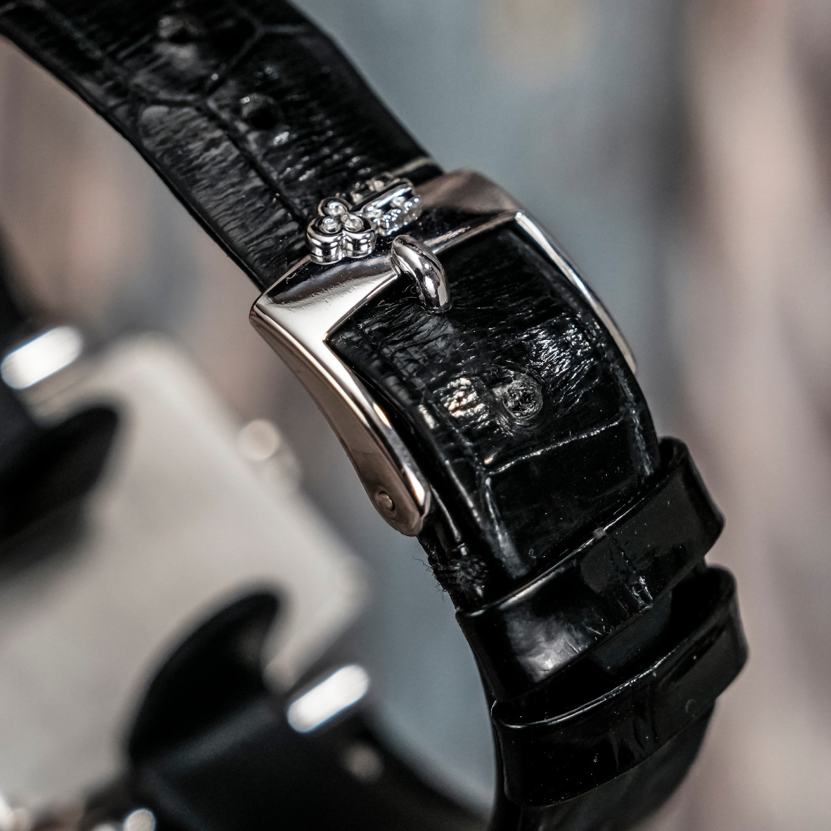 Corum Rolls Royce or blanc 18k -1976- -photo-3