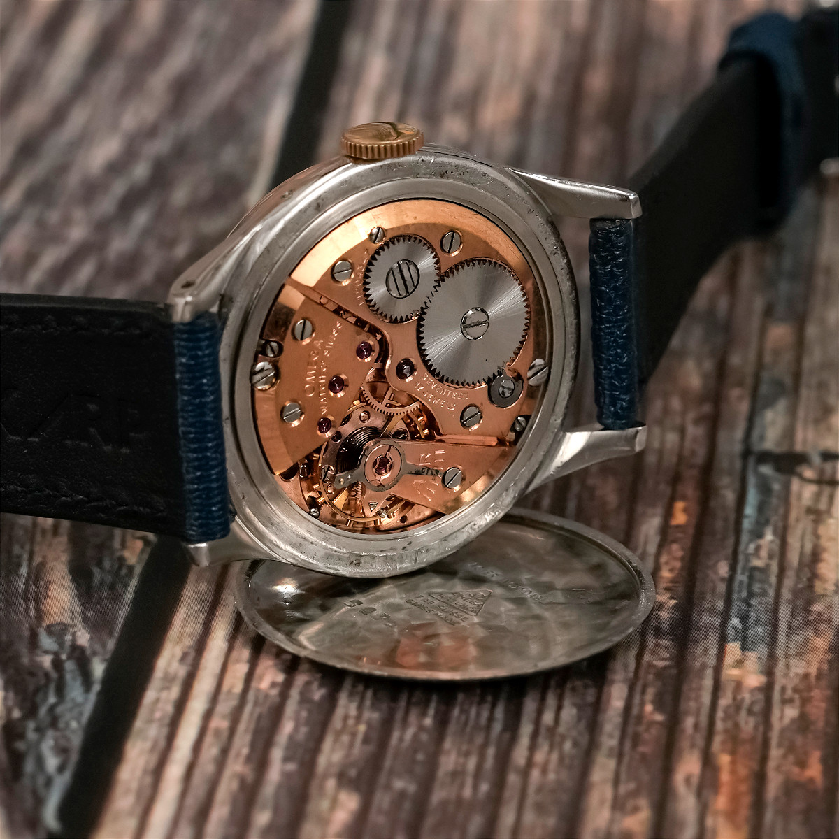 Omega Cosmic Triple Date Moon Phase Steel & 18kt Rose Gold -1947--photo-4