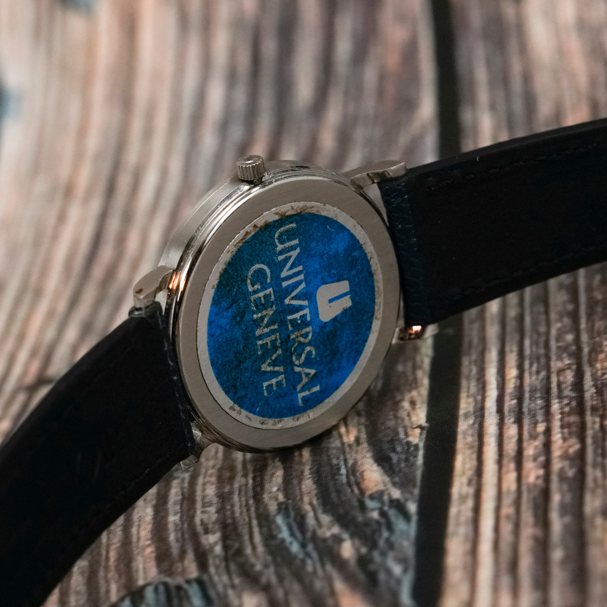 Universal Genève White Shadow Date NOS Acier Inoxydable -1980- -photo-2