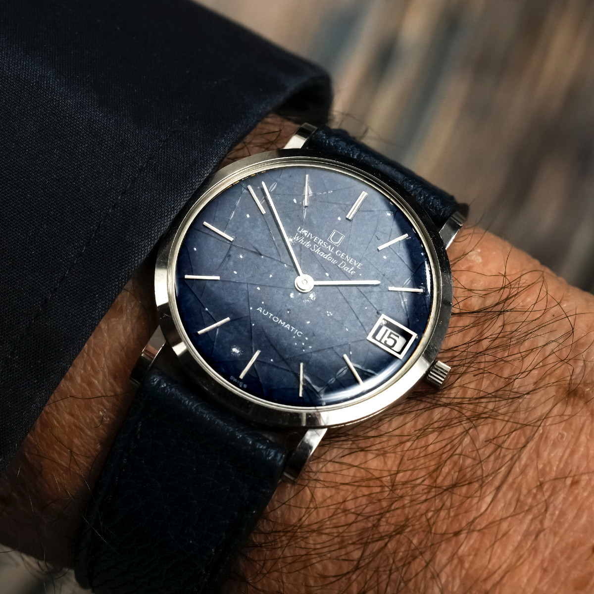 Universal Genève White Shadow Date NOS Acier Inoxydable -1980- 