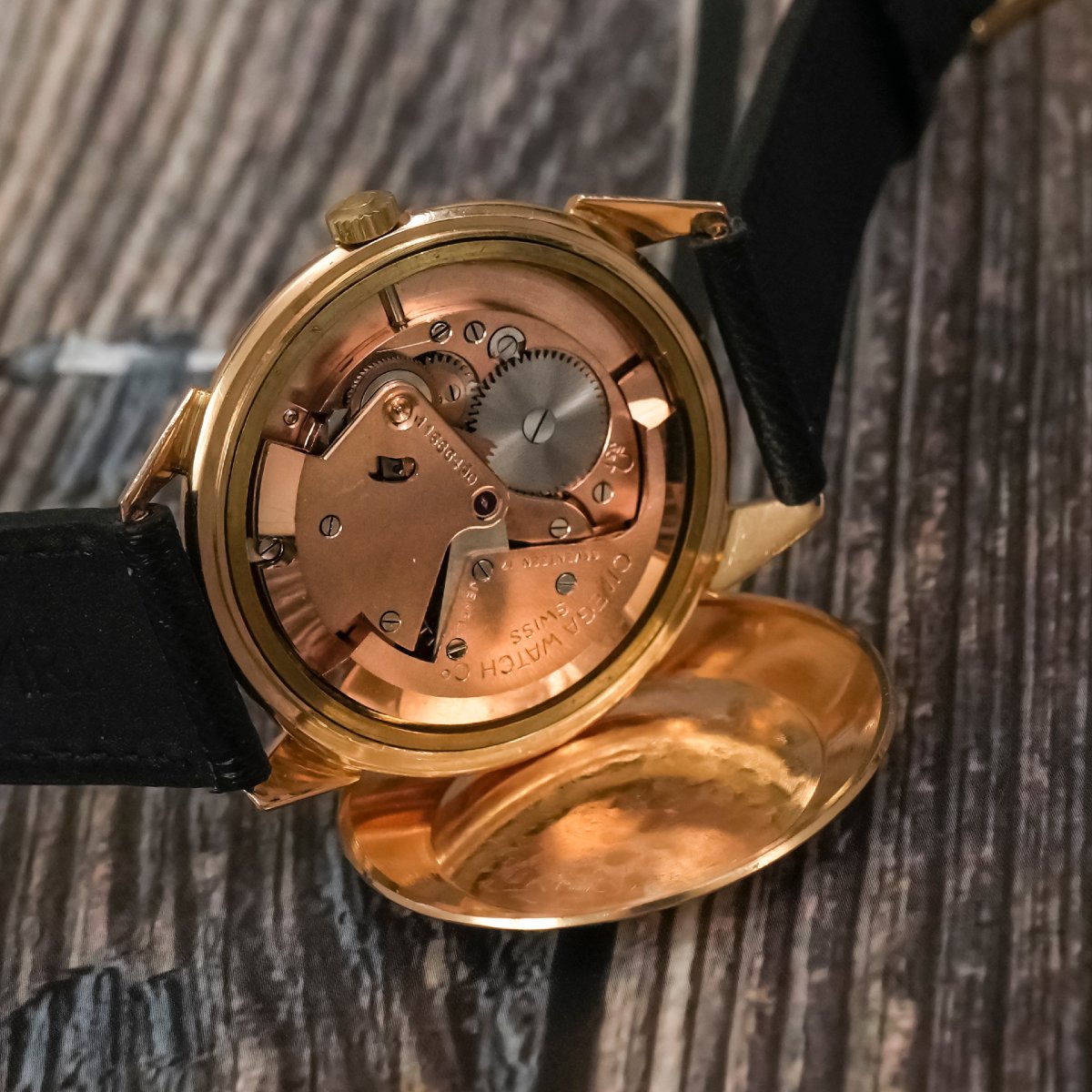 Omega Tresor "Spider Lugs" or rose 18k -1951- -photo-5