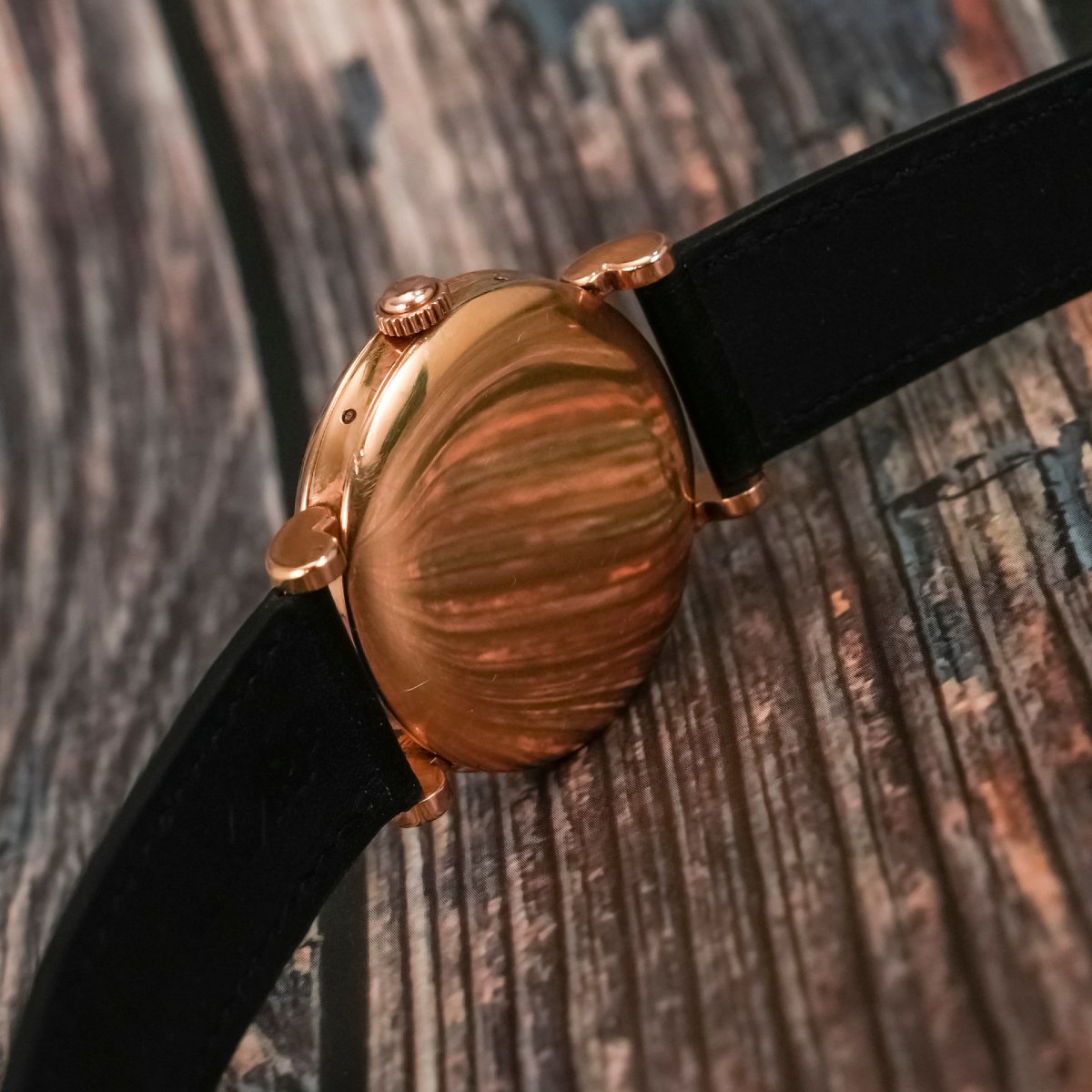 Omega Cosmic triple date phases de lune or jaune 18K -1947--photo-2