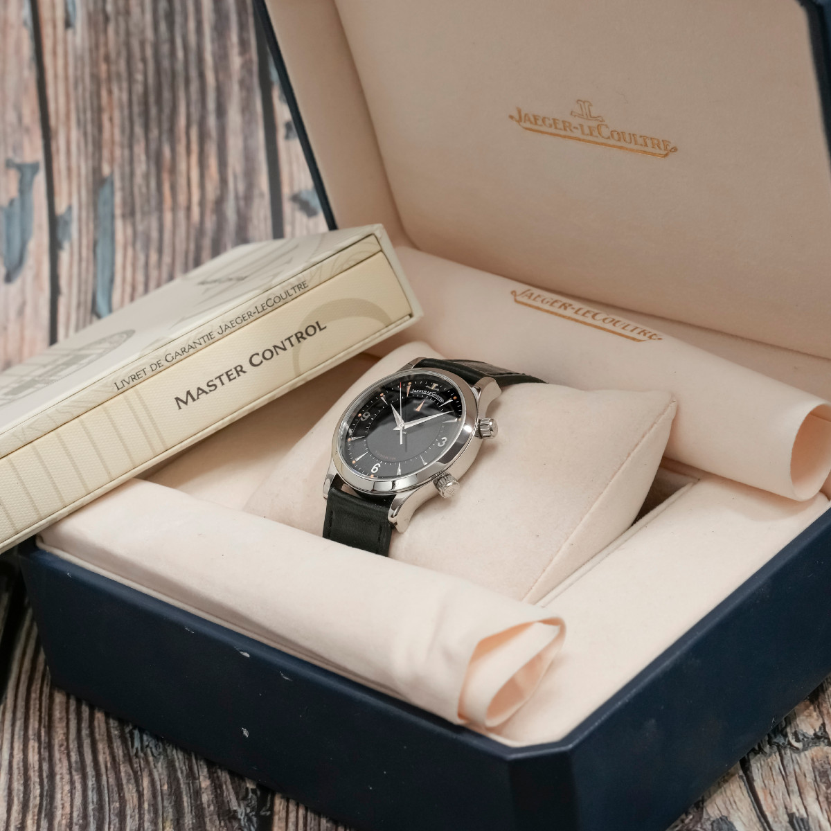 Jaeger LeCoultre Master Control Memovox -2001--photo-2