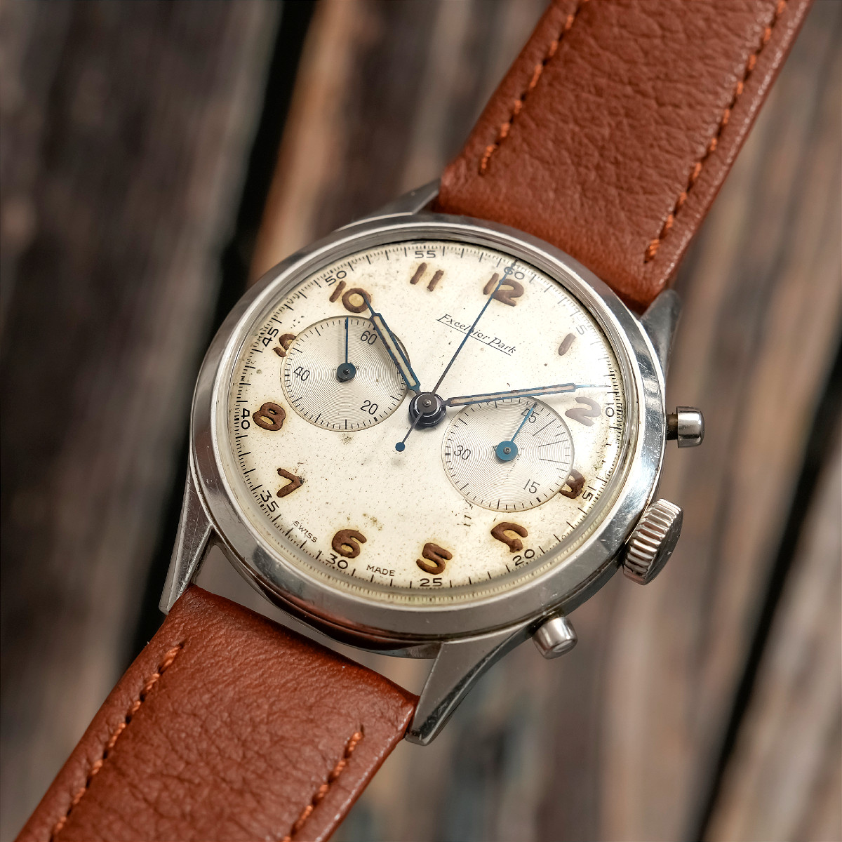 Excelsior Park Bi-compax Chronograph, 37mm Steel - 1955 - -photo-3