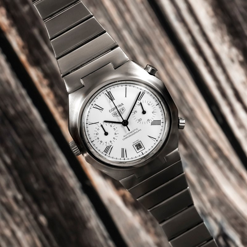 Chronographe Heuer Cortina Réf.110.233 R Cal. 12  -1970--photo-2