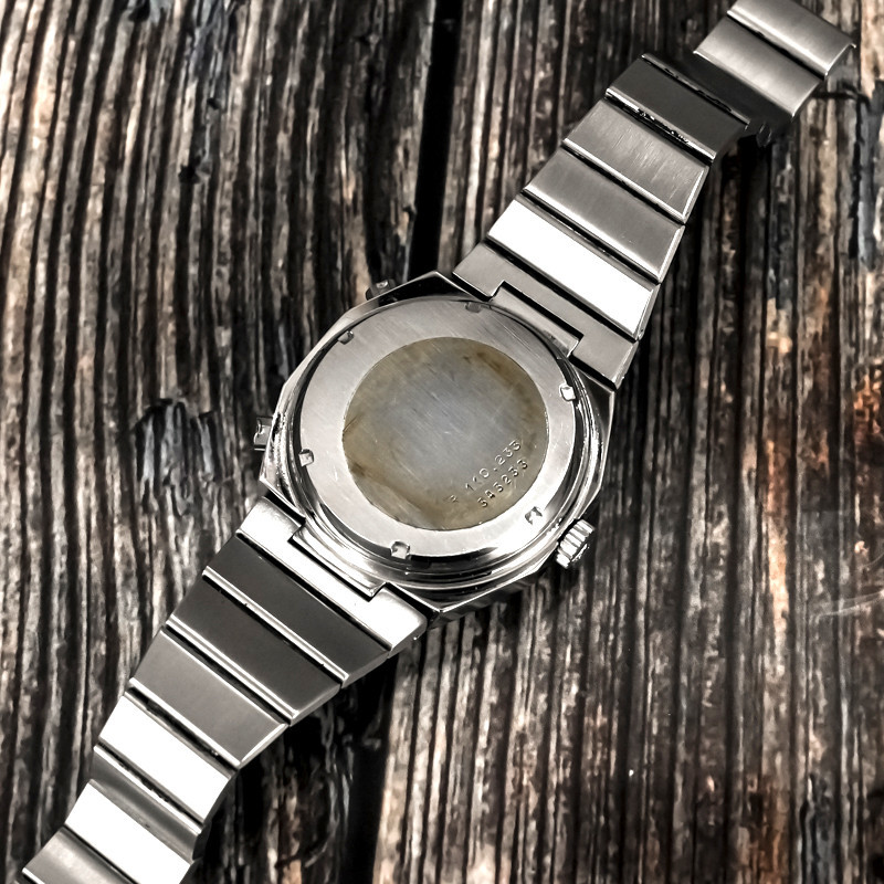 Chronographe Heuer Cortina Réf.110.233 R Cal. 12  -1970--photo-6