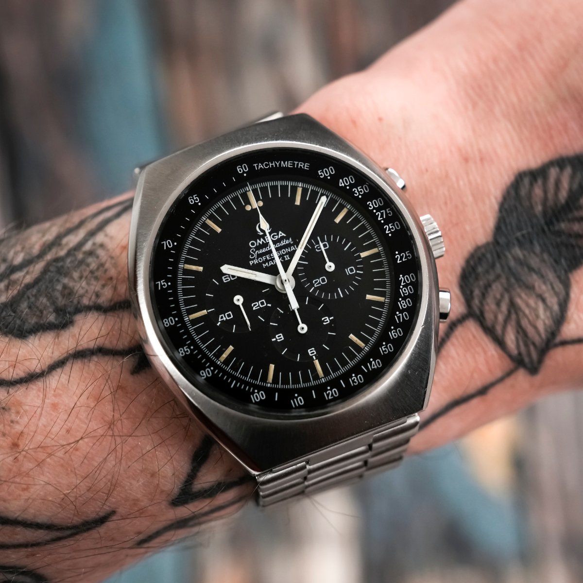Omega Speedmaster Mark II -1975--photo-2