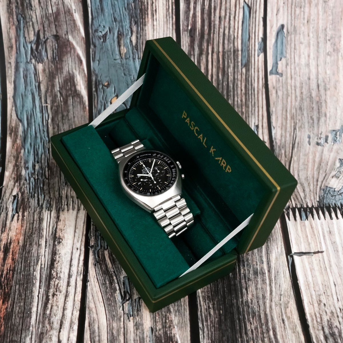 Omega Speedmaster Mark II -1975--photo-2