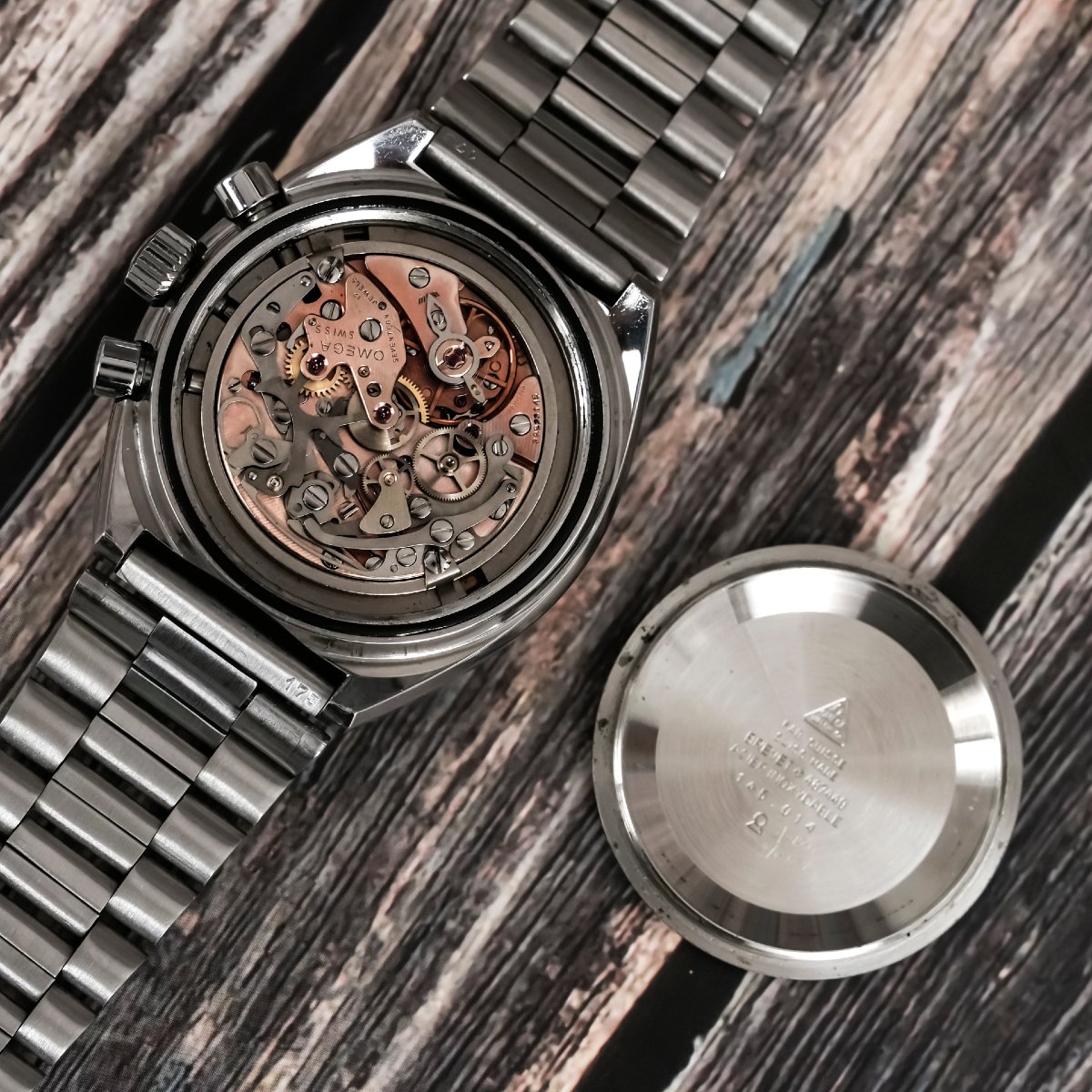 Omega Speedmaster Mark II -1975--photo-5