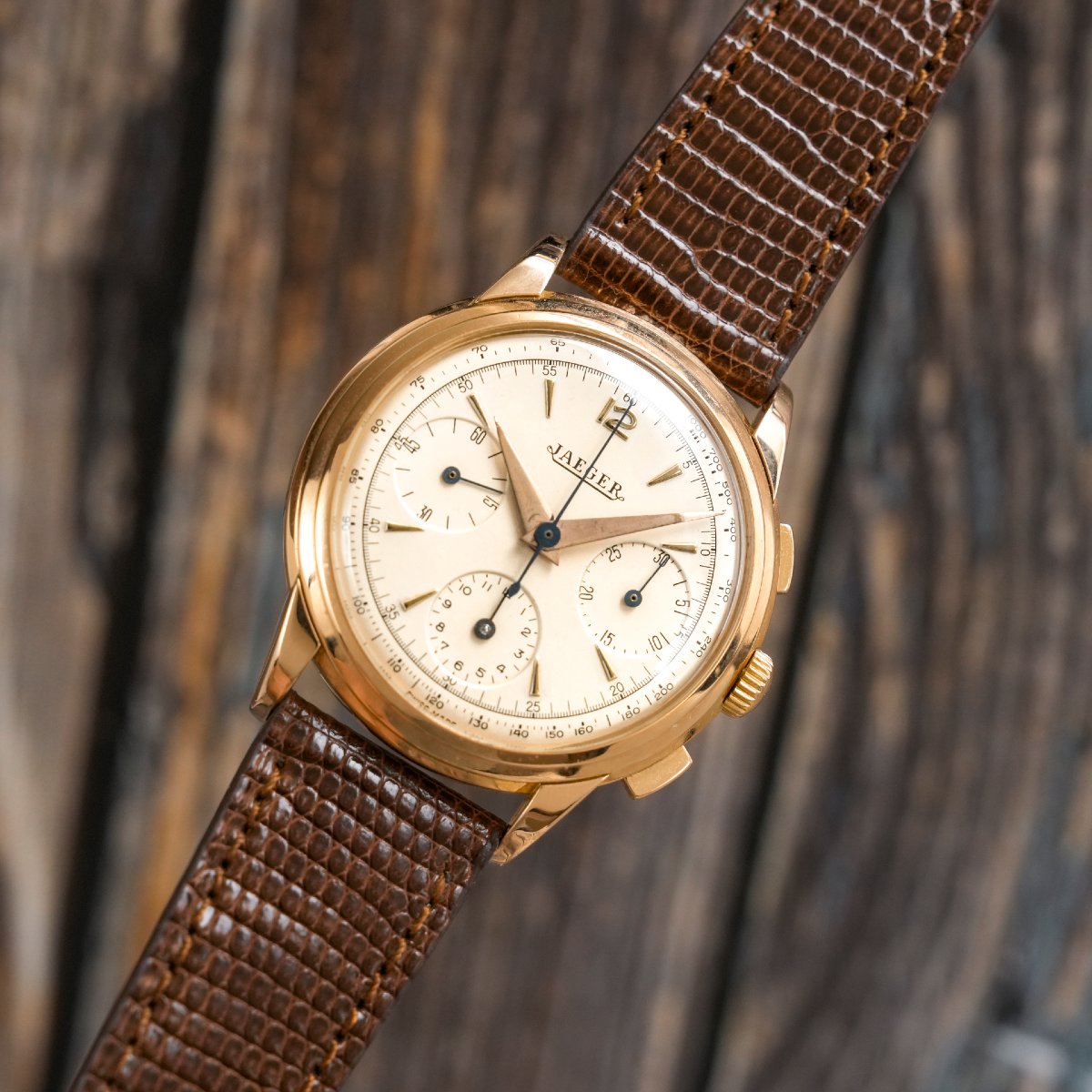 Jaeger-lecoultre 18k Rose Gold Tri-compax Chronograph - 1950 - -photo-1