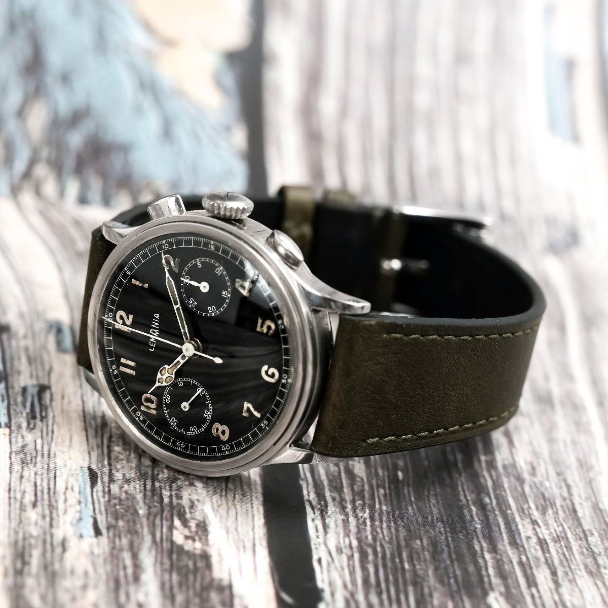  Lemania Stainless Steel Jumbo Pilot's Chronograph, Circa 1945 -photo-1