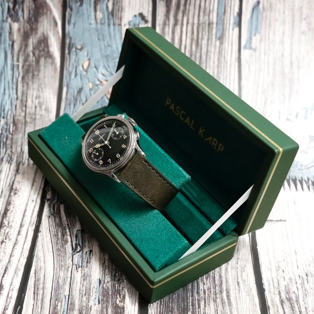  Lemania Stainless Steel Jumbo Pilot's Chronograph, Circa 1945 -photo-3
