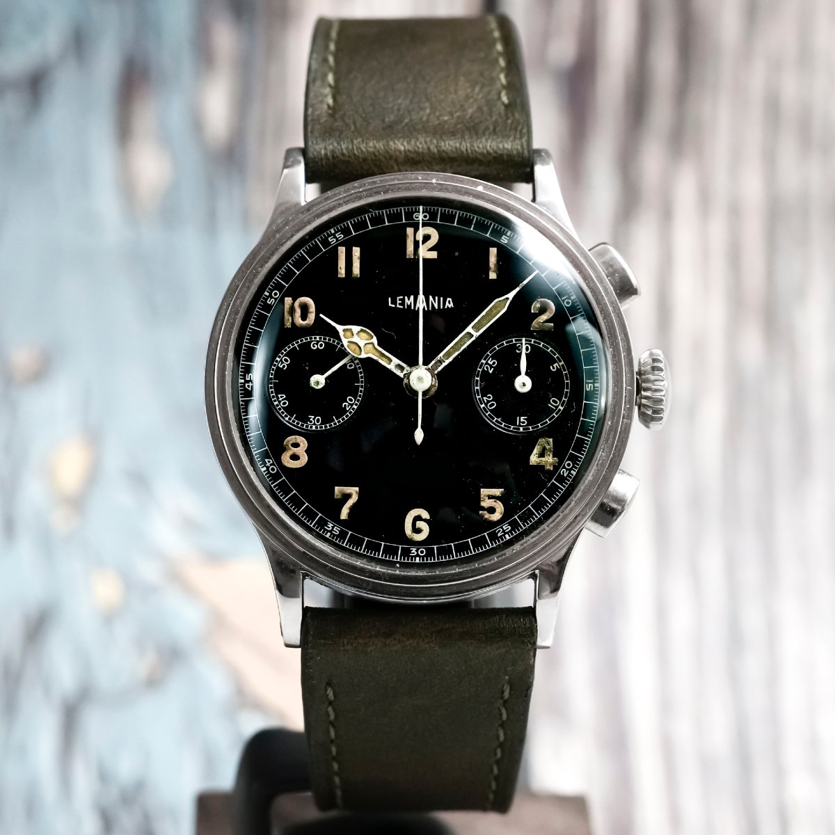  Lemania Stainless Steel Jumbo Pilot's Chronograph, Circa 1945 