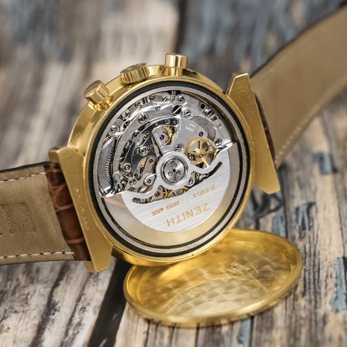 Zenith Chronographe El Primero "Disco Volante" Or Jaune 18 Kts Circa 1970 -photo-7