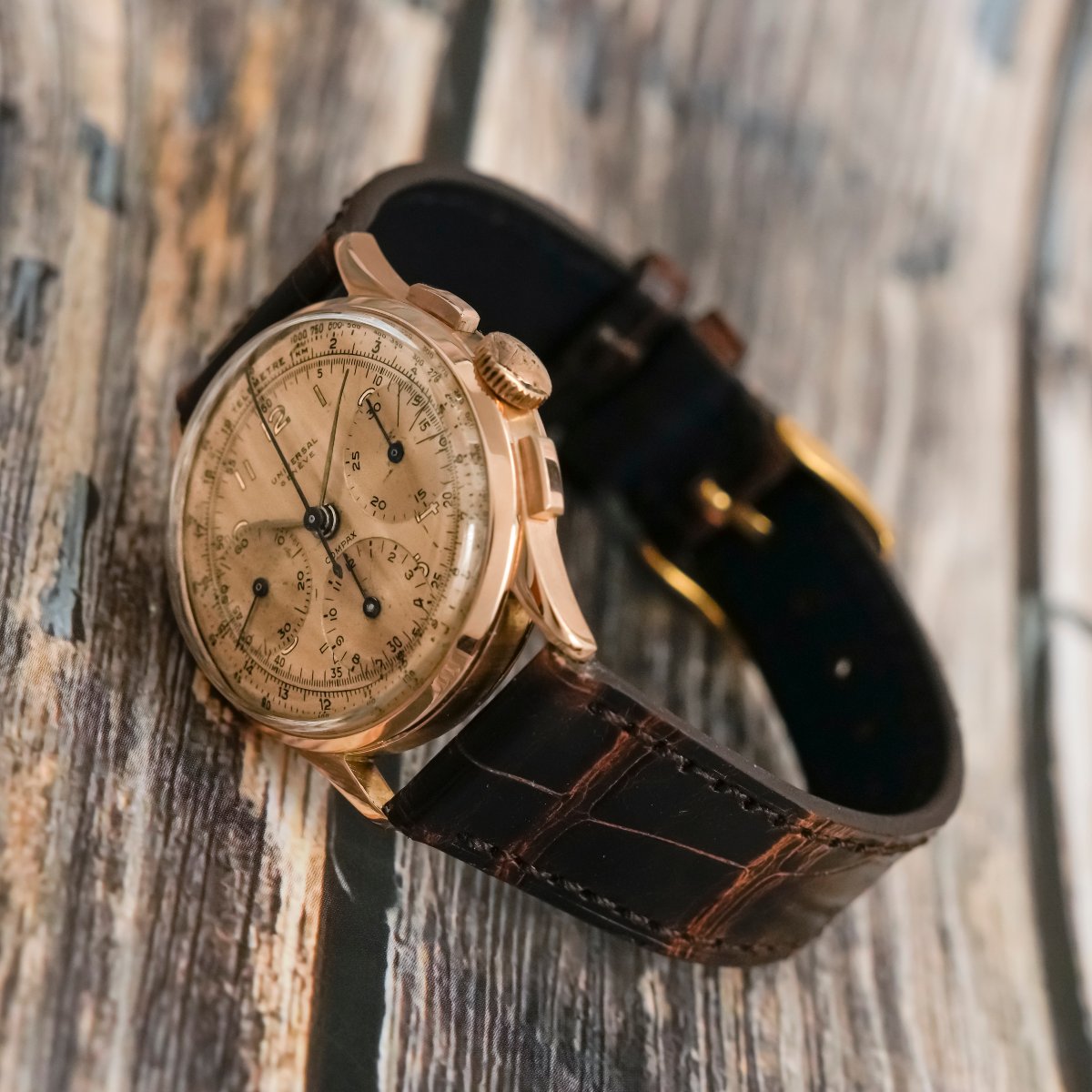 Universal Genève Chronographe Compax FAB "Força Aérea Brasileira" -1945--photo-2