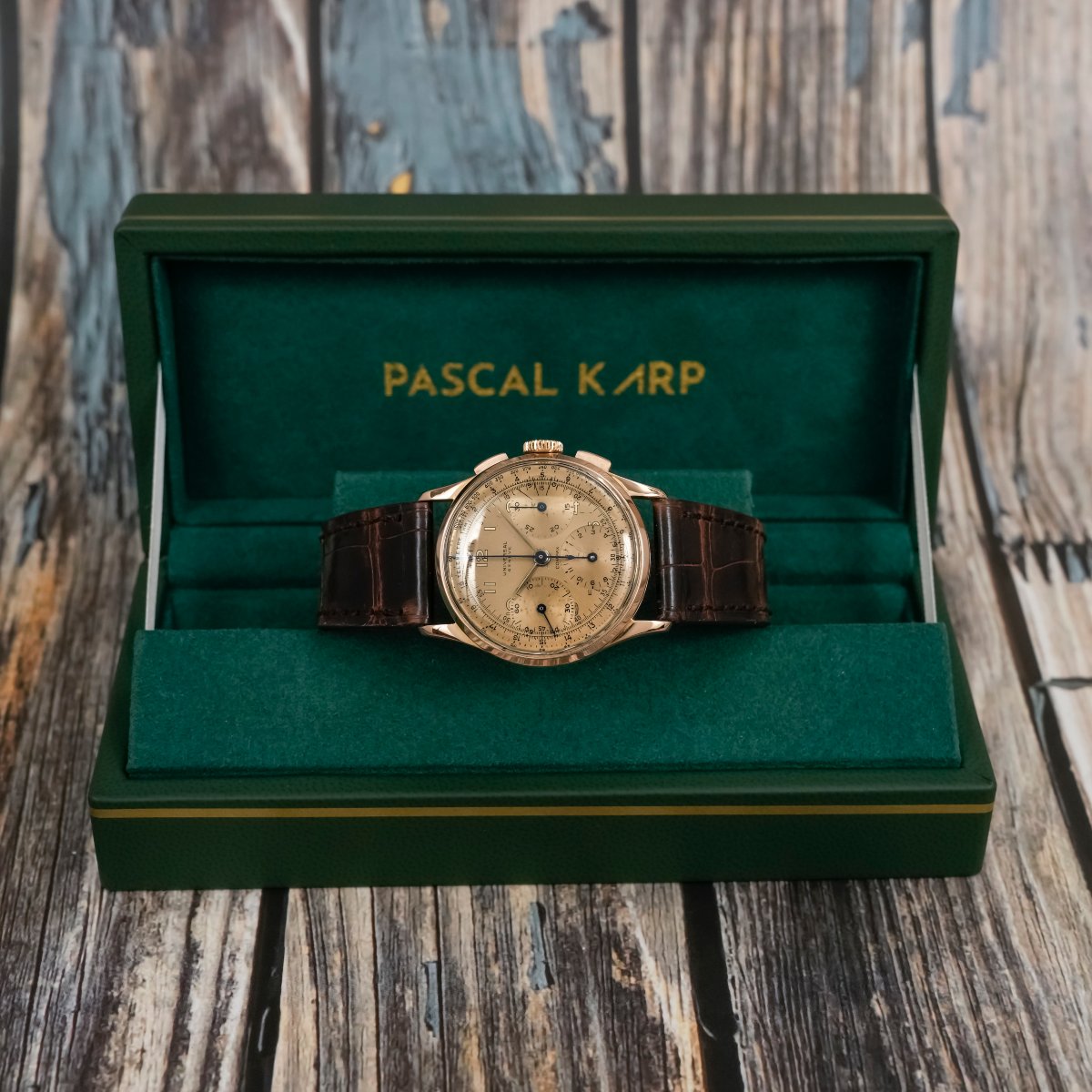 Universal Genève Chronographe Compax FAB "Força Aérea Brasileira" -1945--photo-3