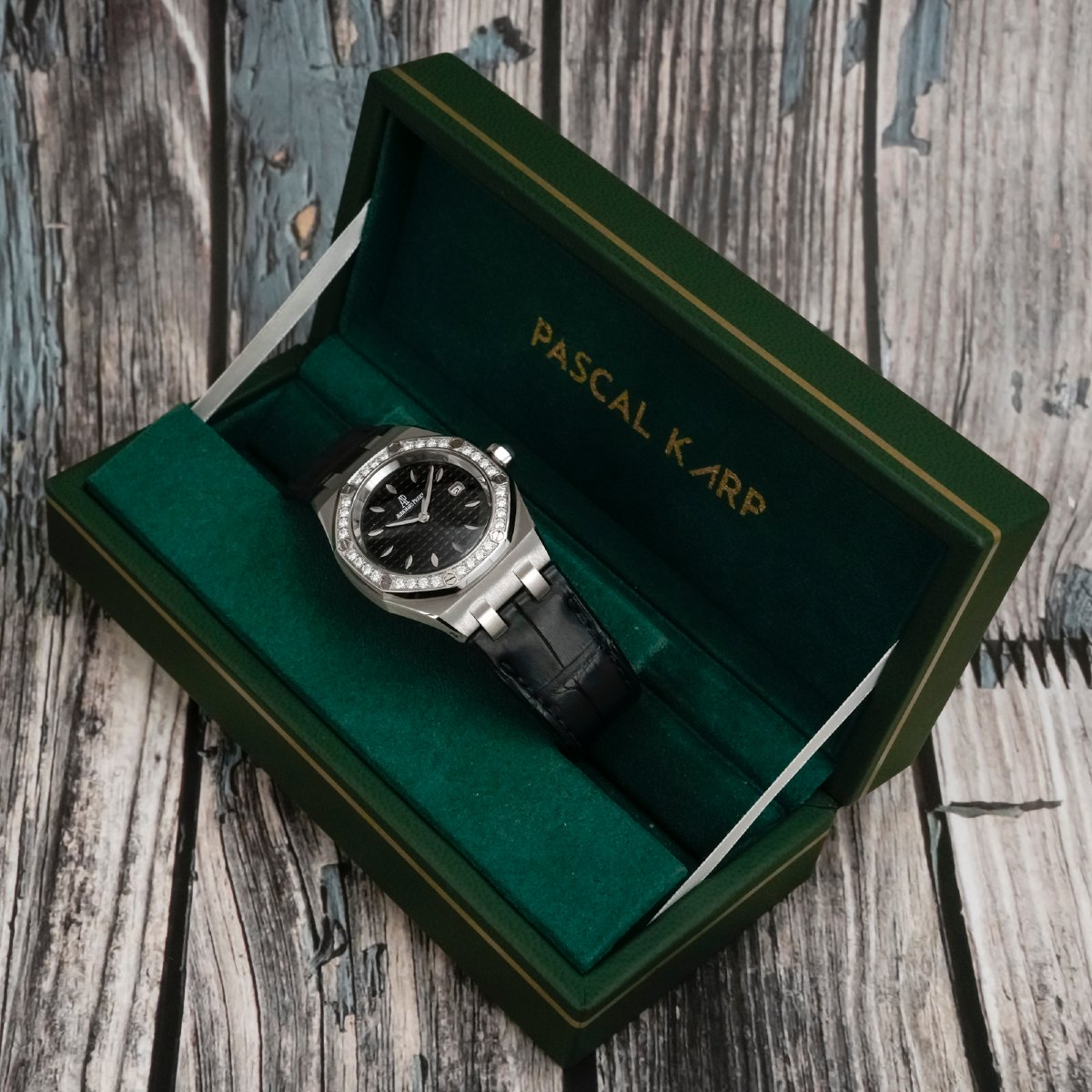 Audemars Piguet Royal Oak Lady -2011--photo-1