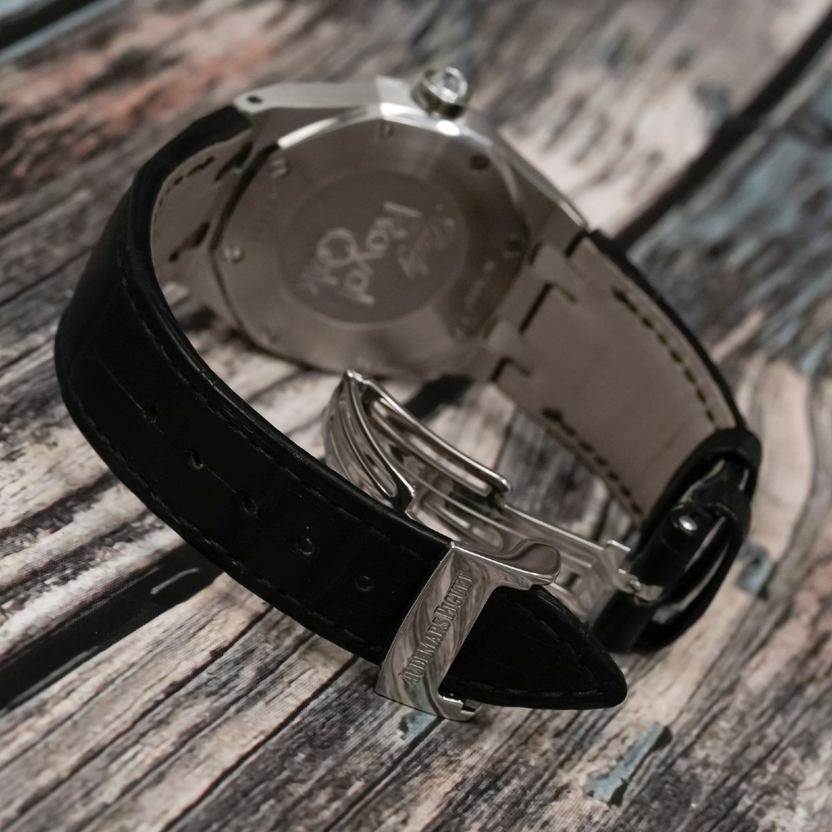 Audemars Piguet Royal Oak Lady -2011--photo-2