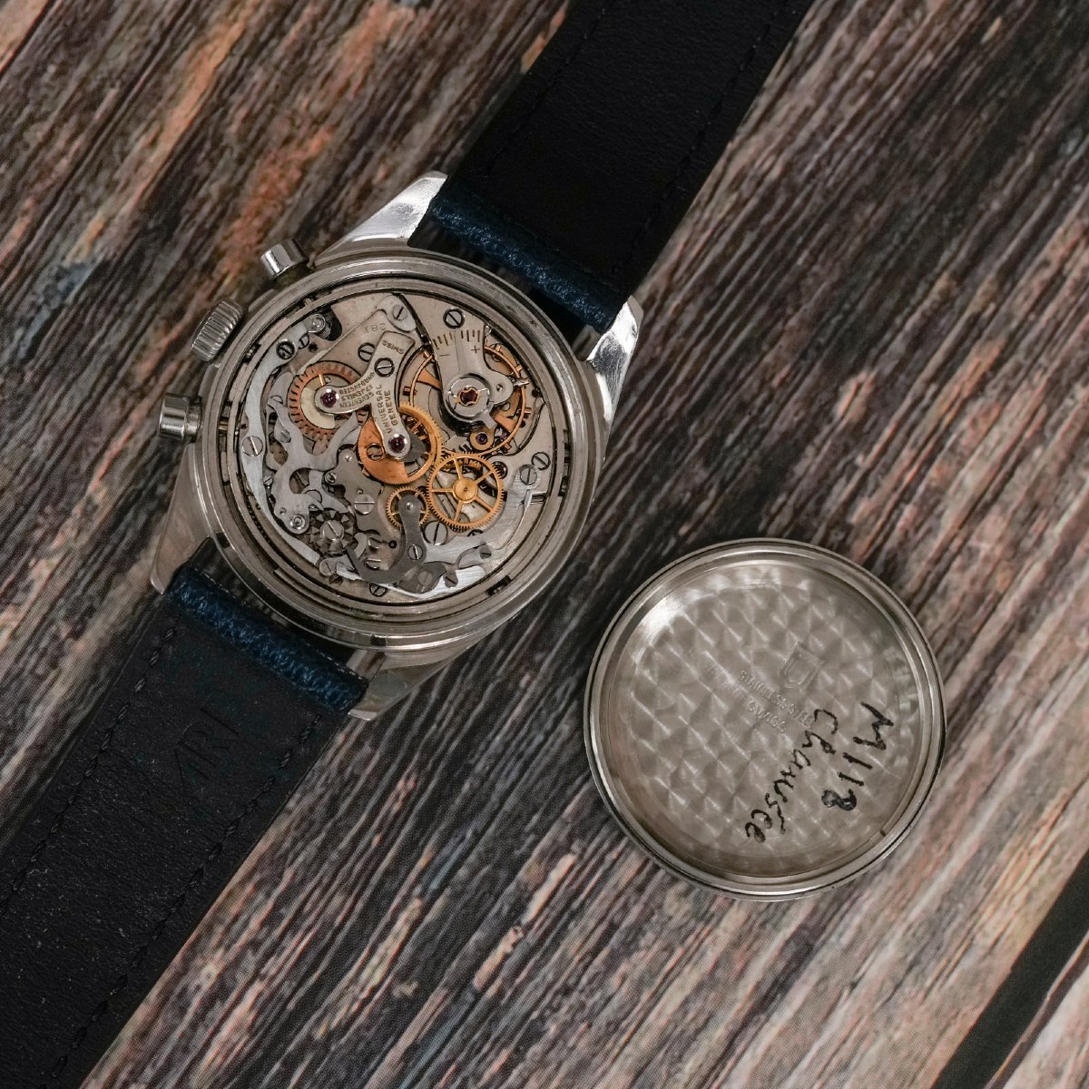 Universal Genève Chronographe Tri-Compax Calendrier Complet Phases de Lune Circa 1960-photo-4