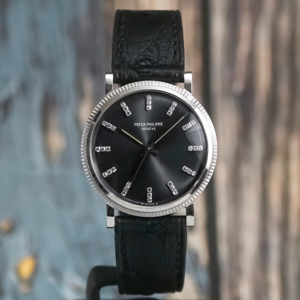 Patek Philippe Calatrava Automatic "backwinder" 18k White Gold, Circa 1975 