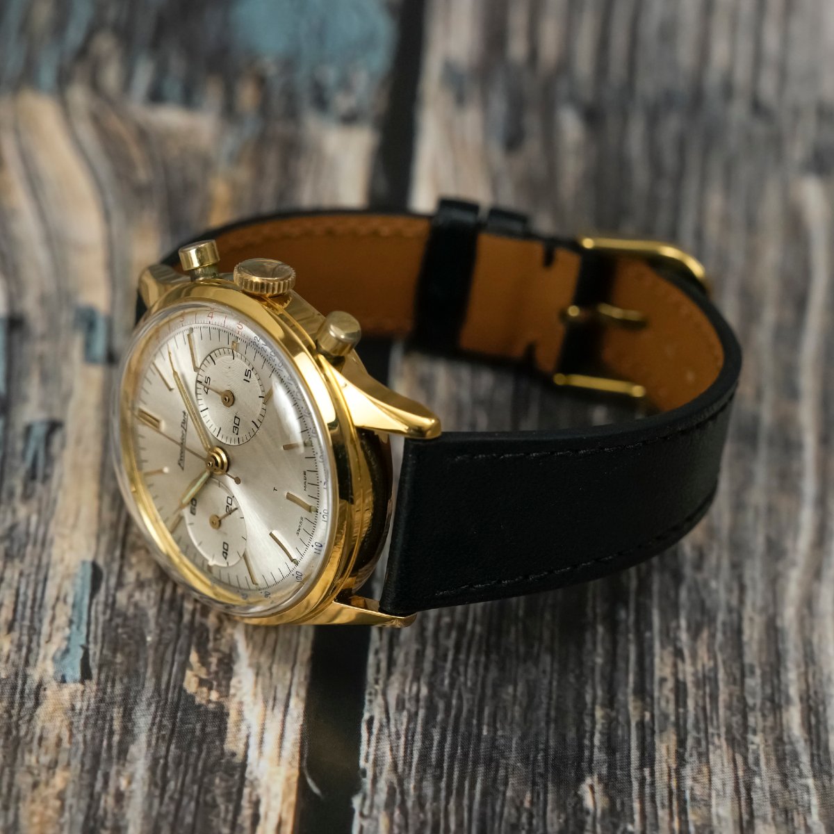 Excelsior Park Bi-compax Chronograph, 18k Yellow Gold, Circa 1960-photo-2