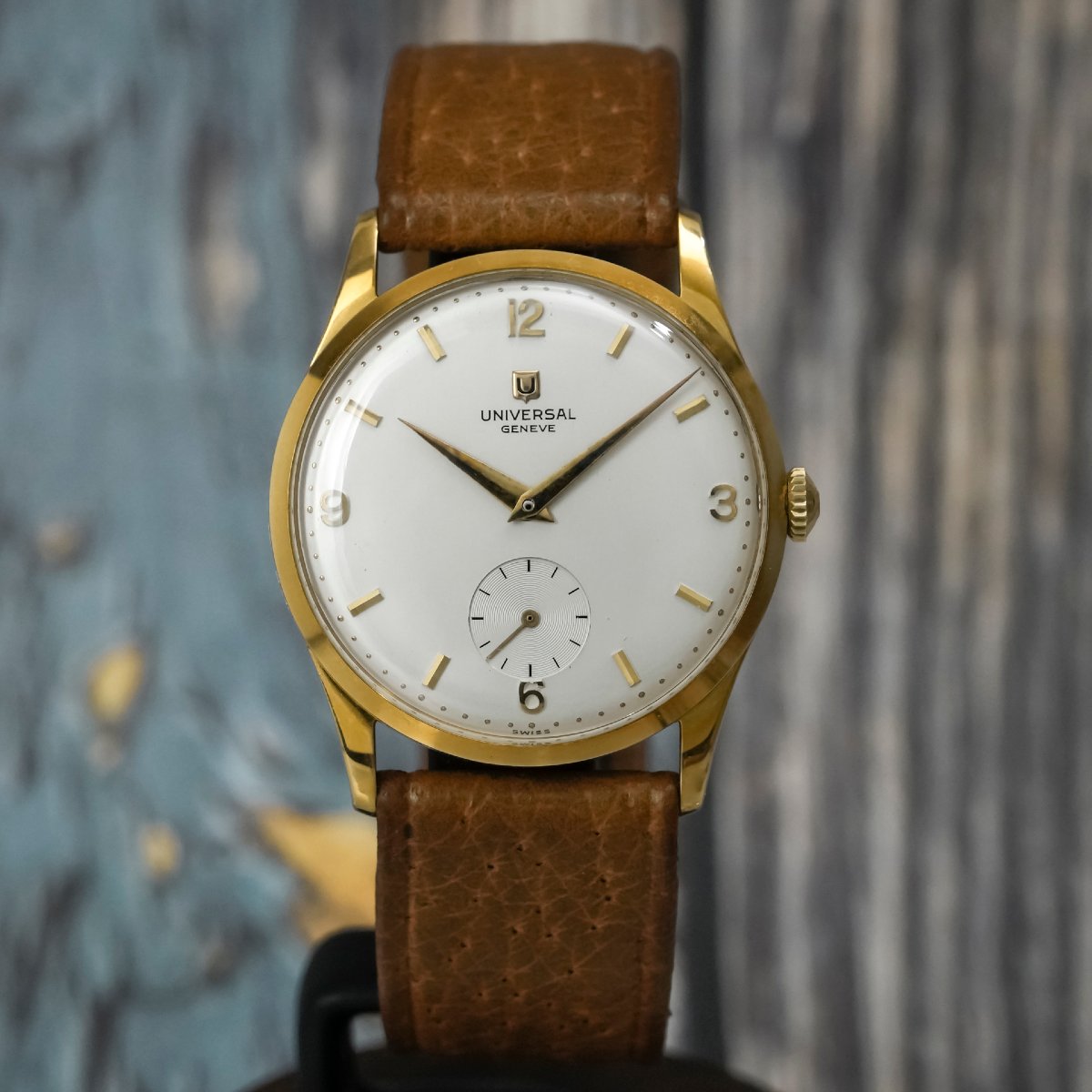 Universal Genève Calatrava 36 Mm 18k Yellow Gold -1951- 