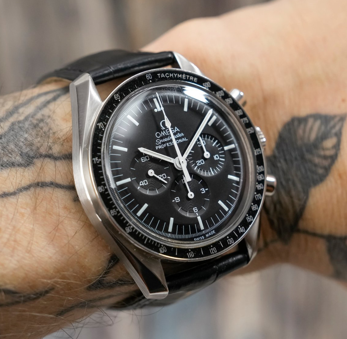 Omega Speedmaster Professional Moonwatch -2011--photo-2