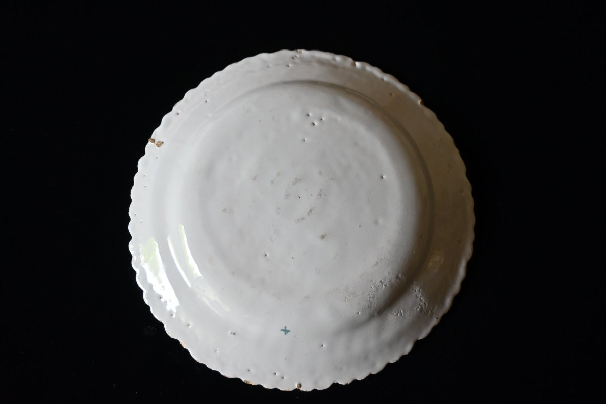 18th Century Marseille Earthenware Plate-photo-2