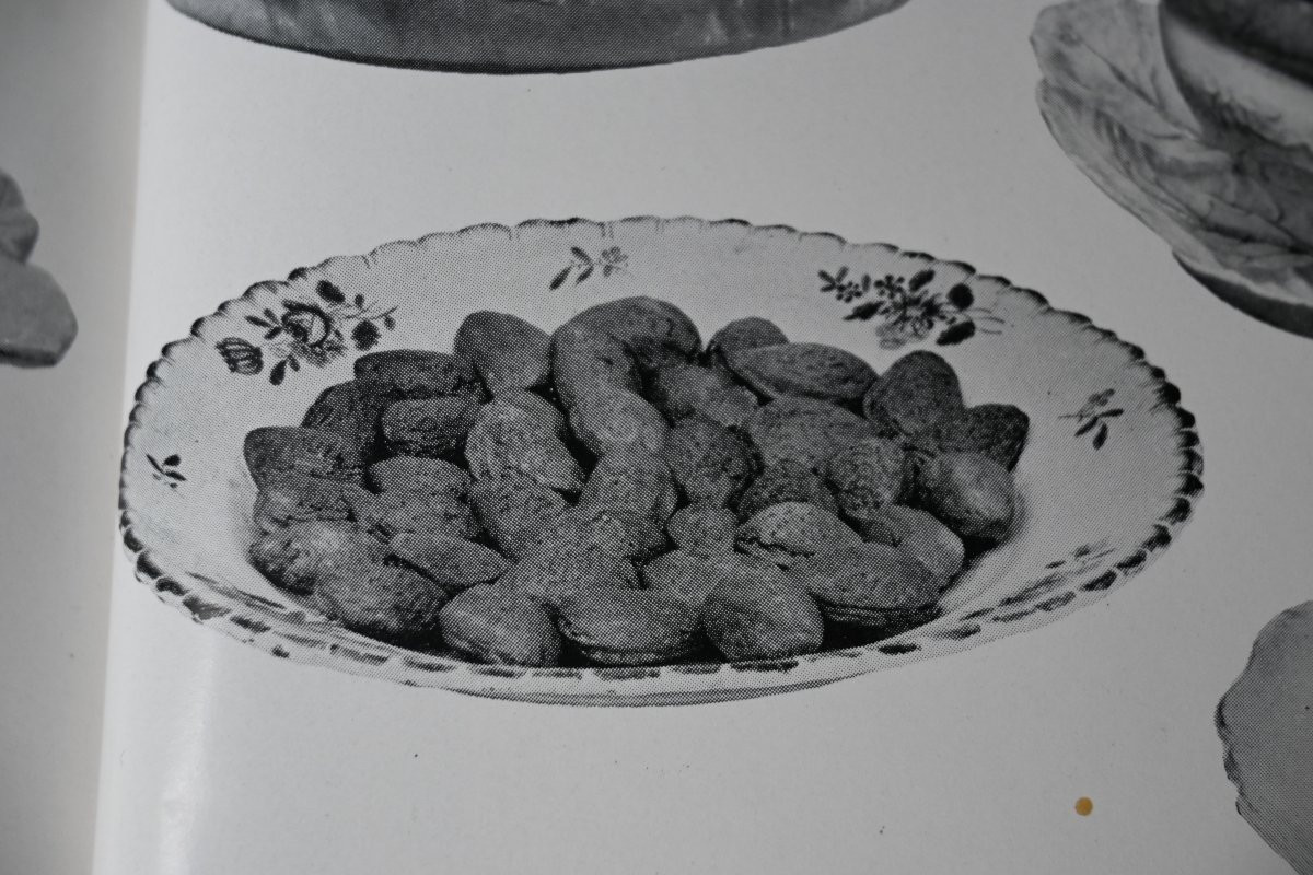 18th Century Marseille Earthenware Plate-photo-4