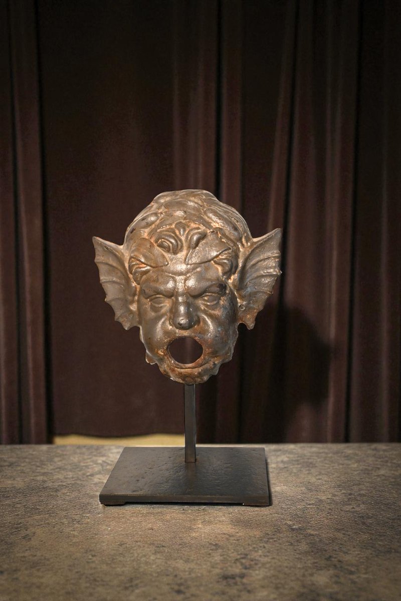 19th Century Fountain Mask-photo-4