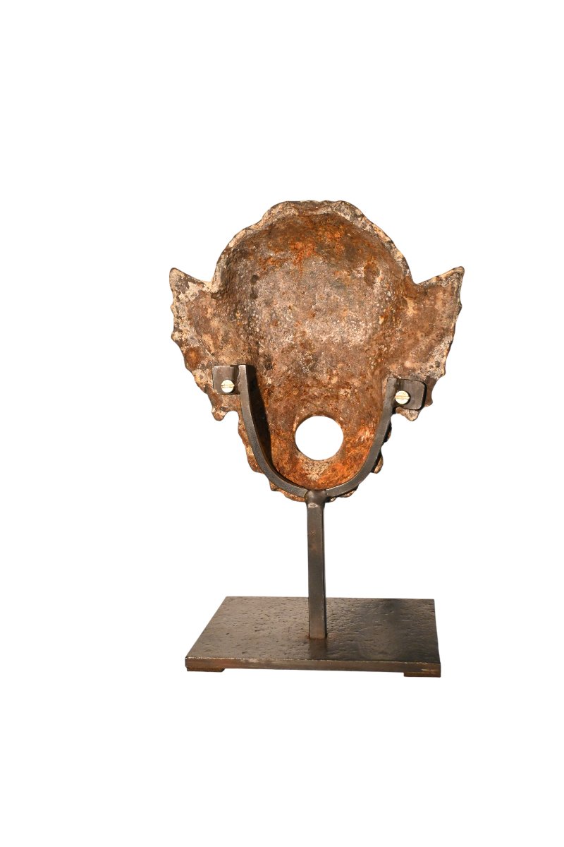 19th Century Fountain Mask-photo-1