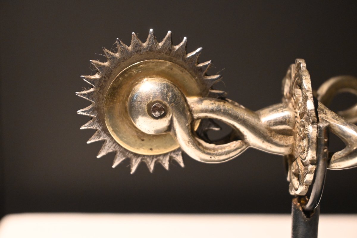 Paire d'éperons en maillechort d'époque 19ème siècle , marque E. MATTALDI-photo-4
