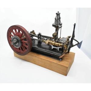 Maquette de Machine à Vapeur 1900
