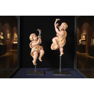 Pair Of Carved Wooden Angels From The 17th Century