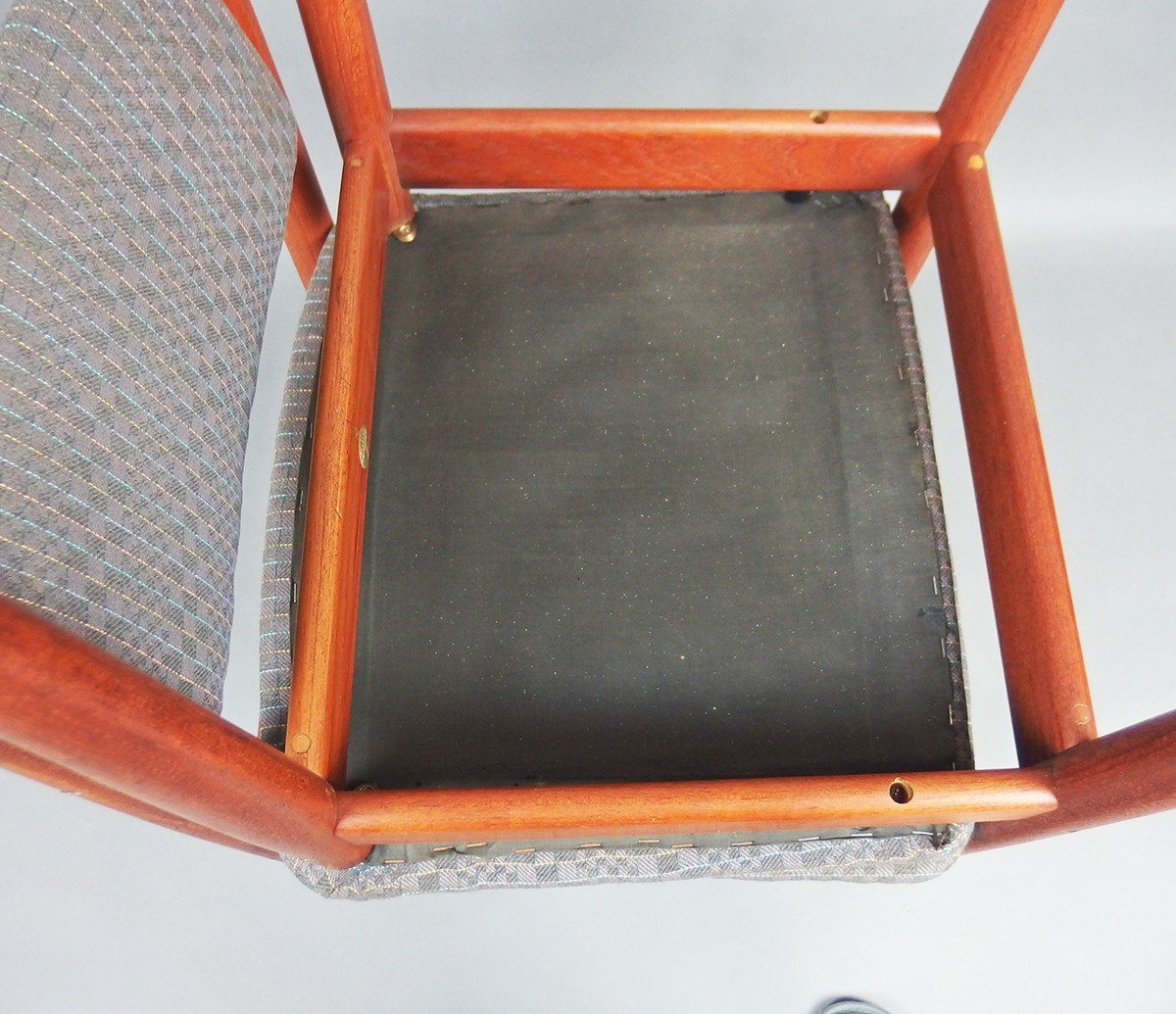 Set Of Six Scandinavian Chairs By Finn Juhl-photo-6