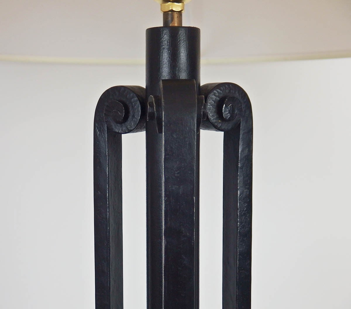 Lampadaire Art Déco en fer forgé par Emil Maïer-photo-3