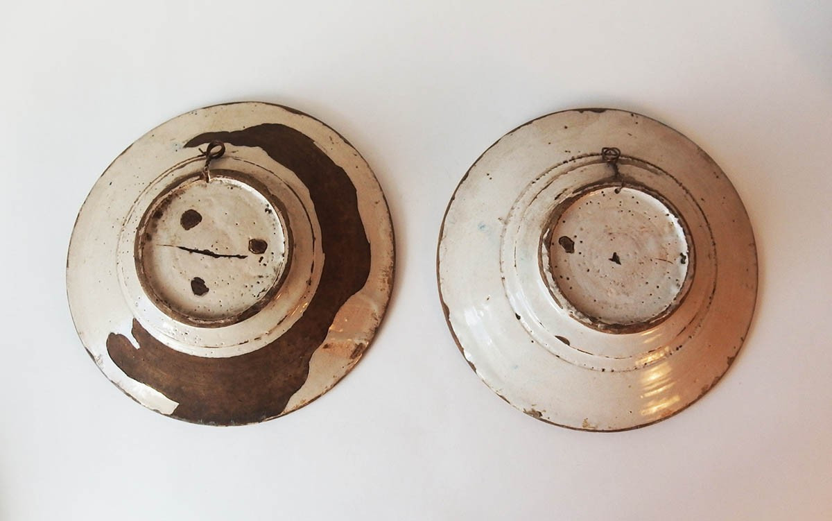 Set Of Three 18th Century Spanish Ceramic Plates-photo-2