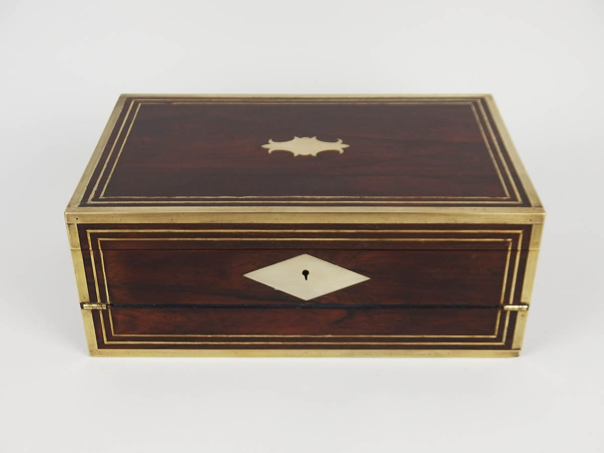 Mahogany Traveling Secretary-photo-2