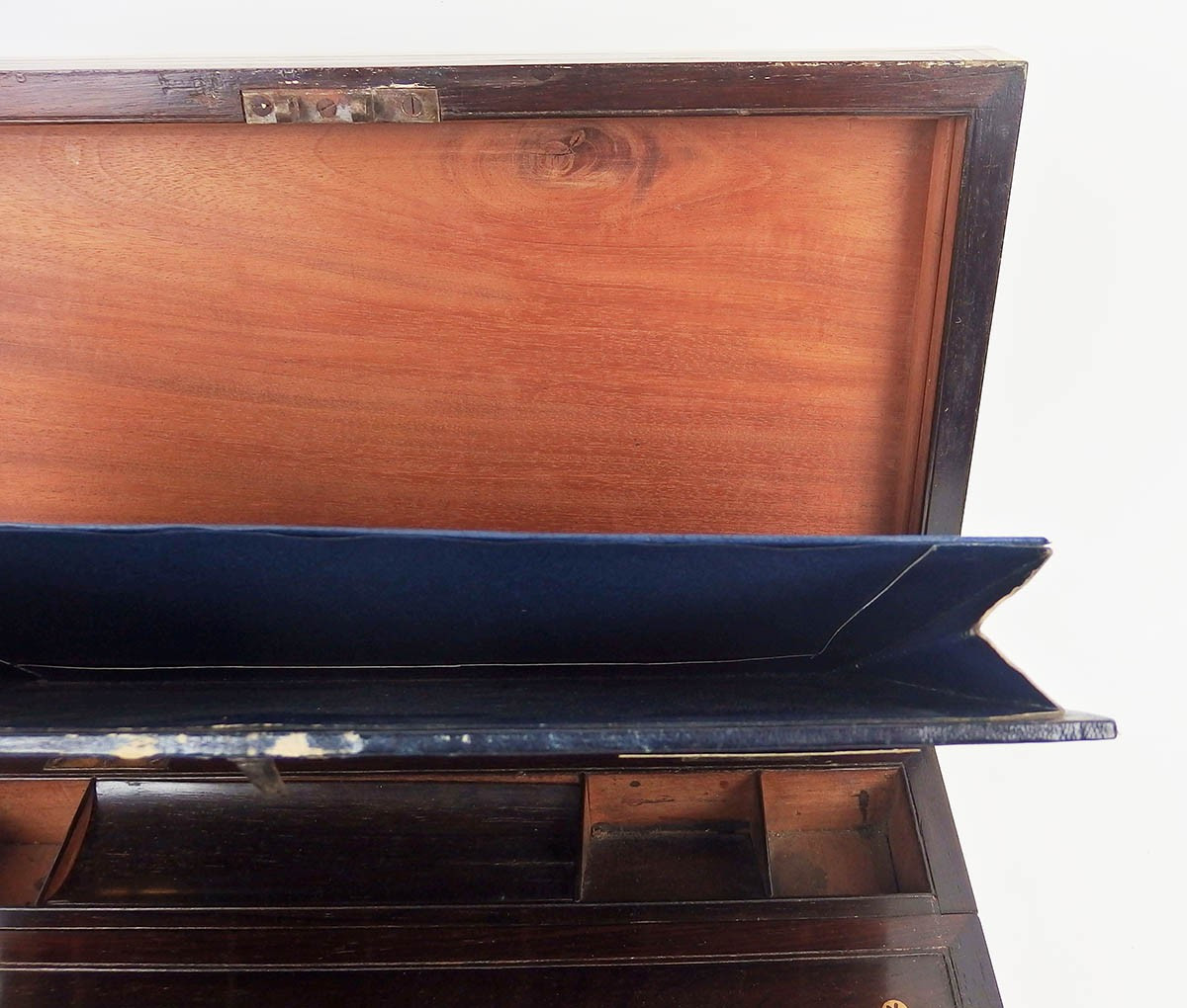 Mahogany Traveling Secretary-photo-4