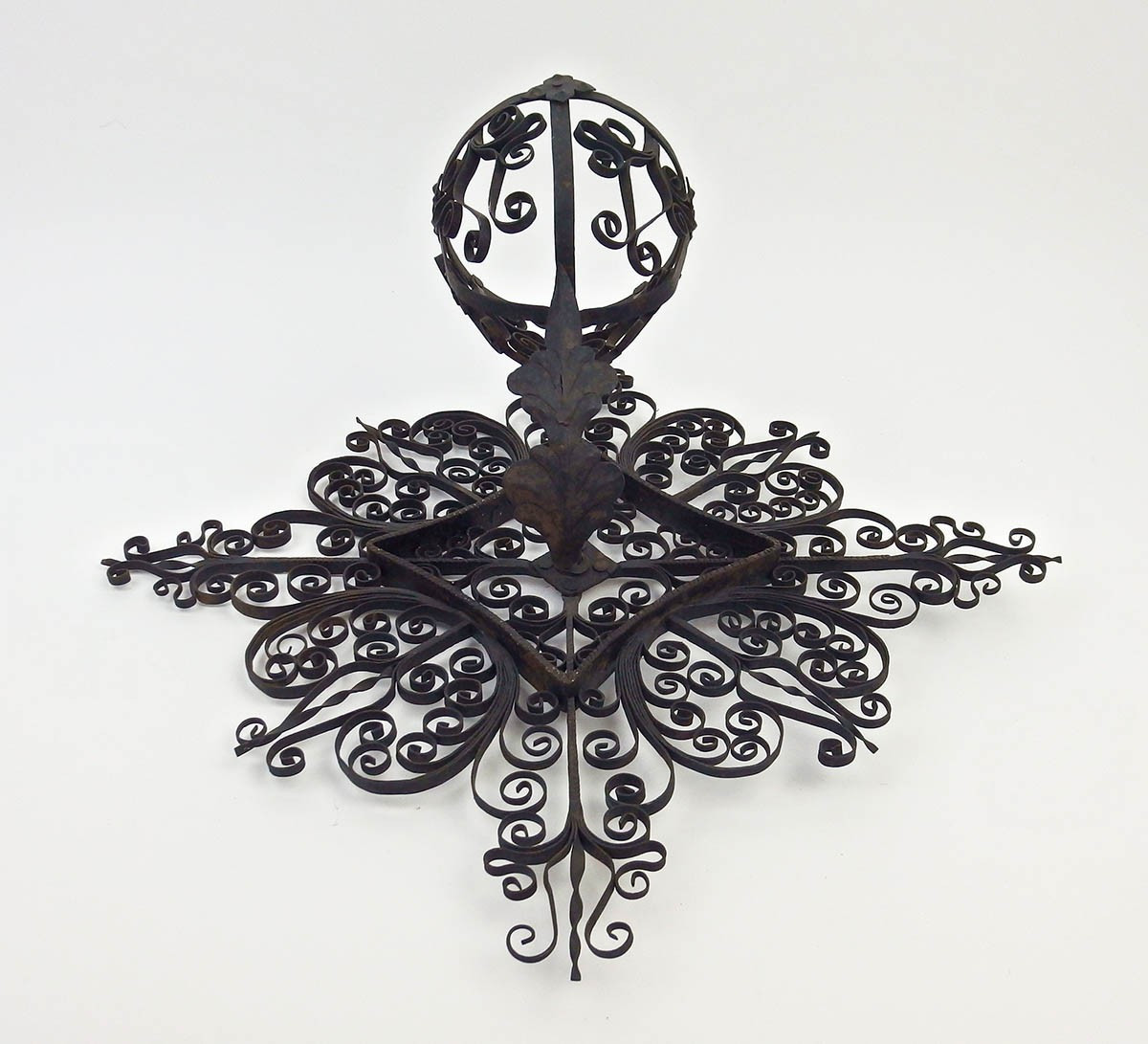 Wrought Iron Wall Sconce For Oil Lamp -photo-4