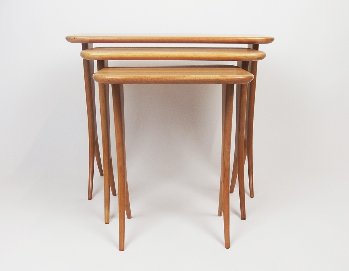 Ensemble de trois tables gigognes par Raphaël-photo-3